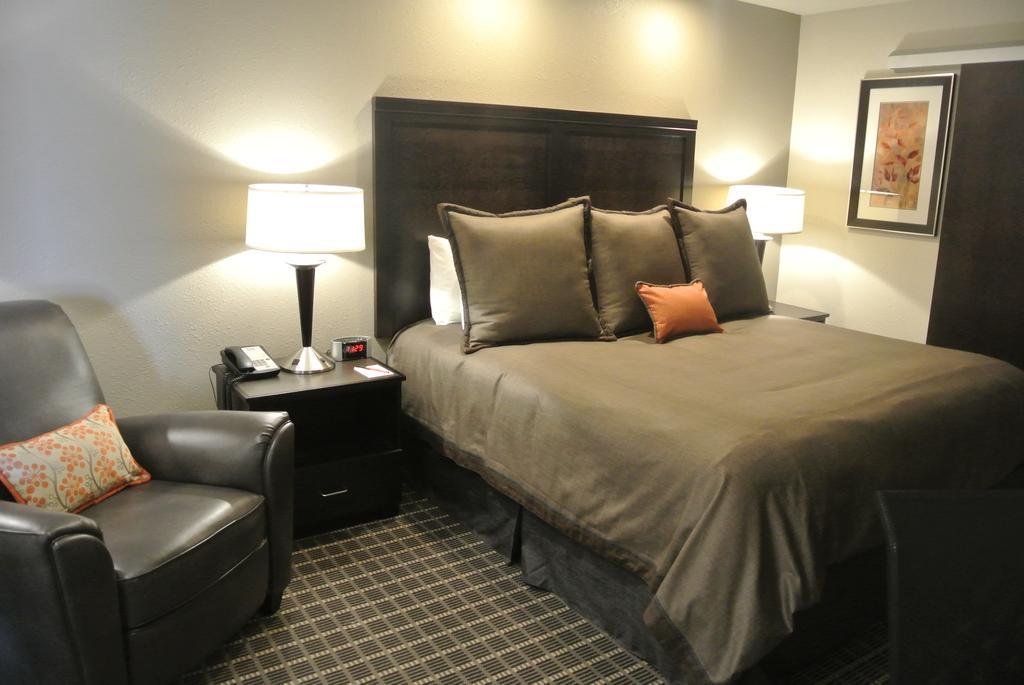 Aspen Select Hotel โรเชสเตอร์ ภายนอก รูปภาพ
