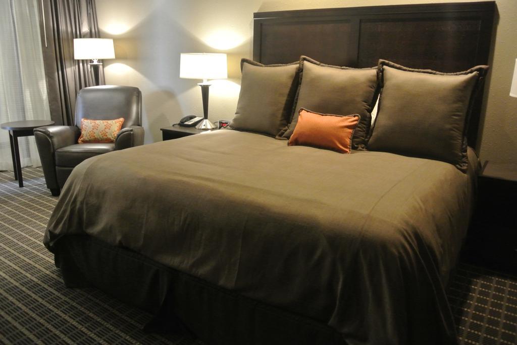 Aspen Select Hotel โรเชสเตอร์ ภายนอก รูปภาพ